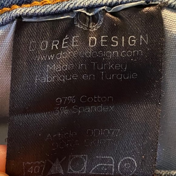 Dorée Design “Dora” Raw Hem Jean Skirt NWOT - Picture 7 of 7